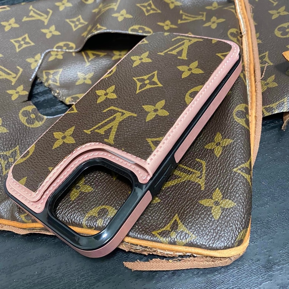 Phone Case For Iphone 13 pro max - Picture 6 of 17